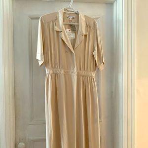 UNIQLO INES DE LA FRESSANGE BEIGE DRESS ROBE